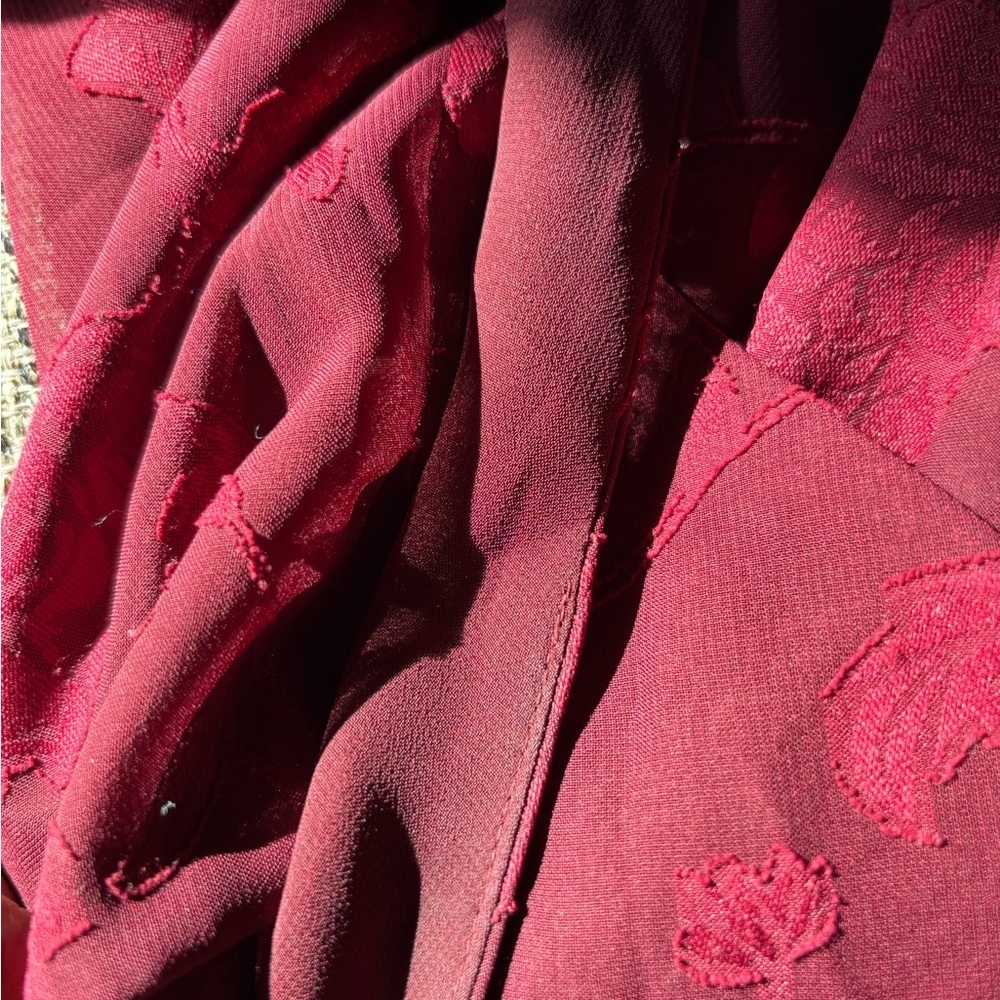 LOFT Burgundy Floral Camisole - Picture 4 of 5